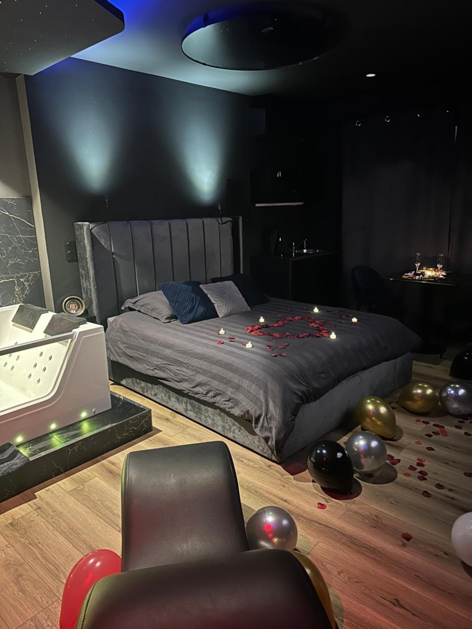 Loft, Studio And Love Rooms Apartment *