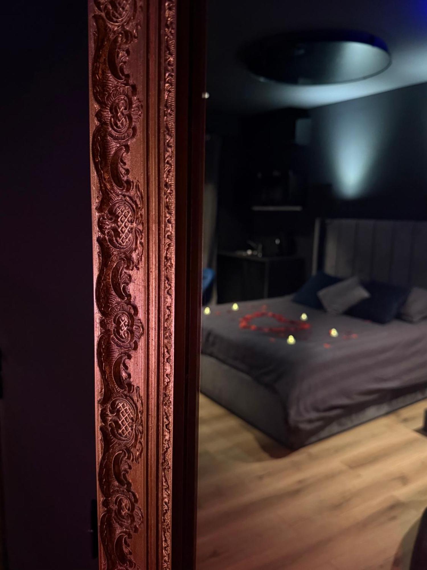 Loft, Studio And Love Rooms *